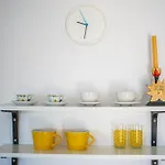 Violet Red Yellow * كورتْشولا