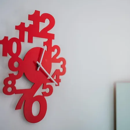 Violet Red Yellow Apartman Korcula Town