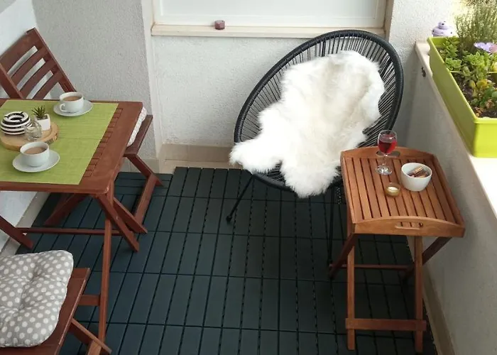 Apartamento Violet Red Yellow *