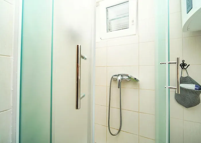 Apartamento Violet Red Yellow